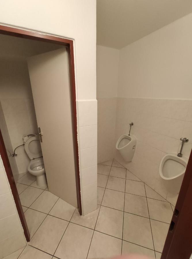 Hostel Kasperske Hory Ngoại thất bức ảnh