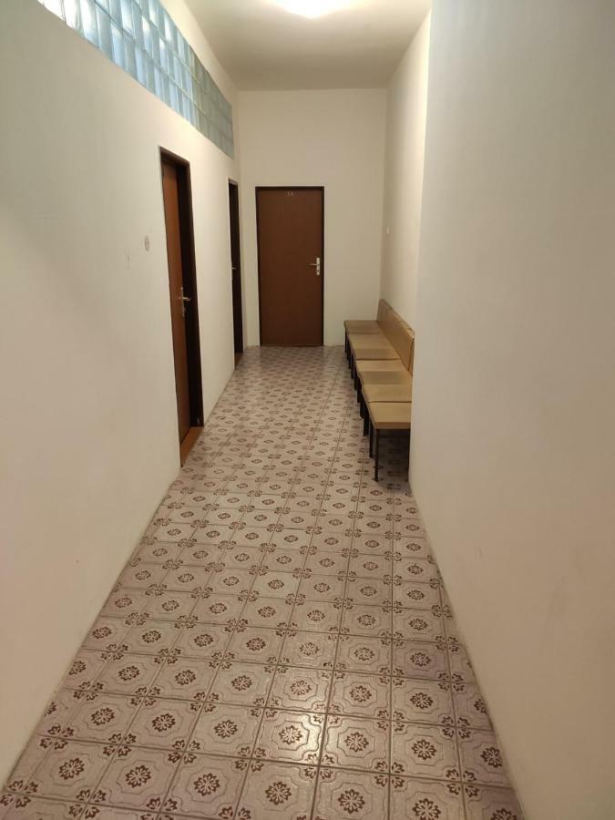 Hostel Kasperske Hory Ngoại thất bức ảnh