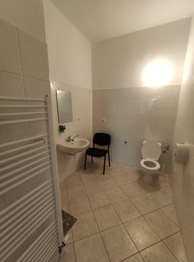 Hostel Kasperske Hory Ngoại thất bức ảnh