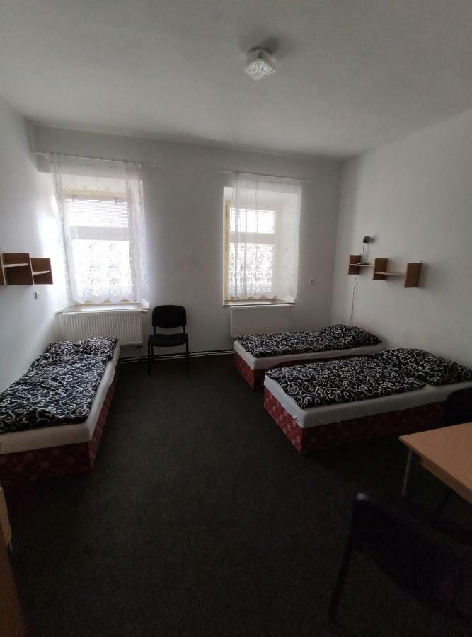 Hostel Kasperske Hory Ngoại thất bức ảnh