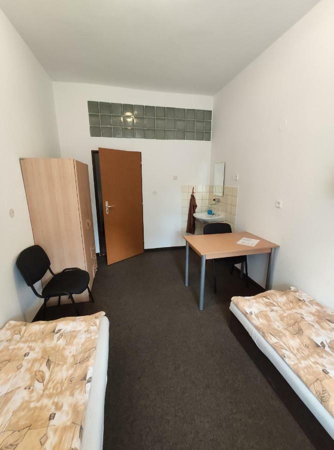 Hostel Kasperske Hory Ngoại thất bức ảnh